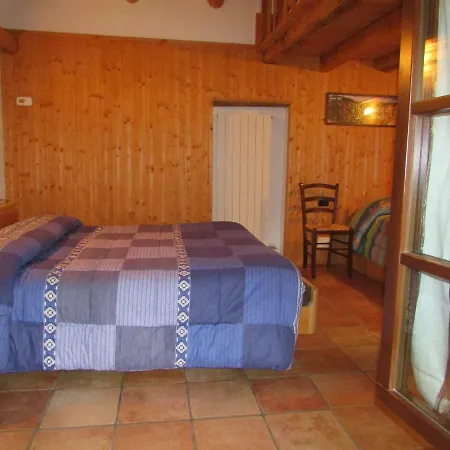 Ca' Del Pitur Bed & Breakfast Cicogna